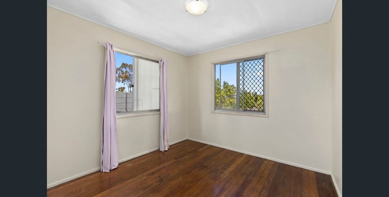 Photo - 8 Stratheden Street, Darra QLD 4076 - Image 6