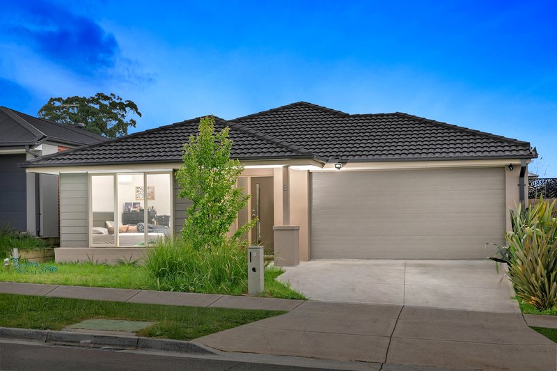 8 Strider Street, Mernda VIC 3754