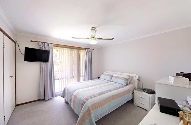 Photo - 8 Stubbs Place, Yass NSW 2582 - Image 11