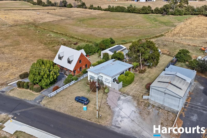 Photo - 8 Stubbs Road, Turners Beach TAS 7315 - Image 3