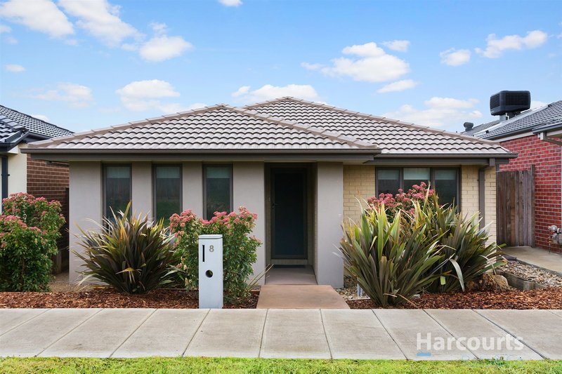 8 Sturgeon Walk, Wollert VIC 3750