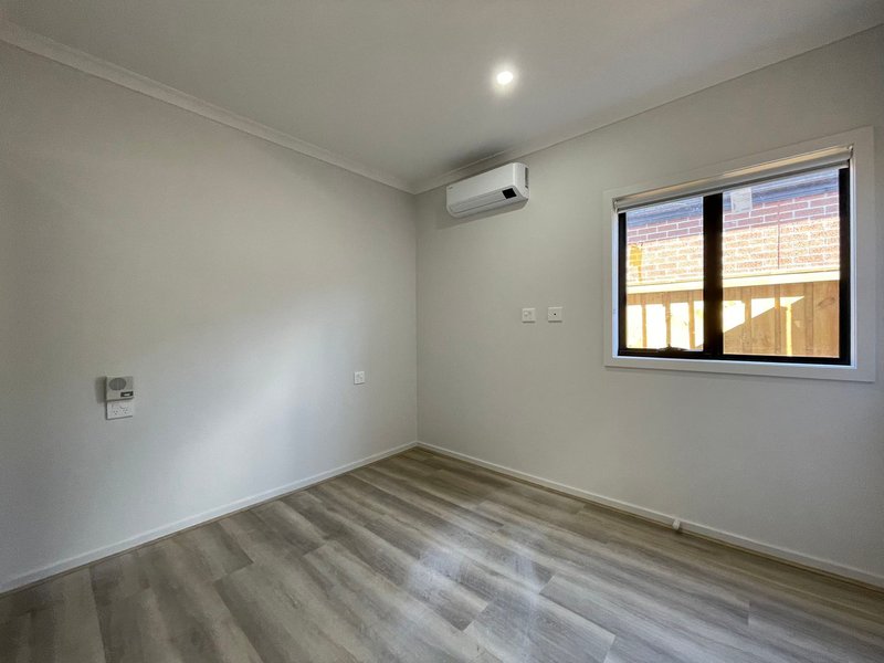 Photo - 8 Sumac Street, Brookfield VIC 3338 - Image 12