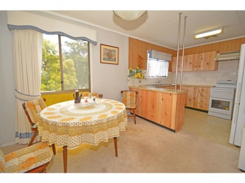 Photo - 8 Suncroft Street, Mount Gravatt QLD 4122 - Image 5