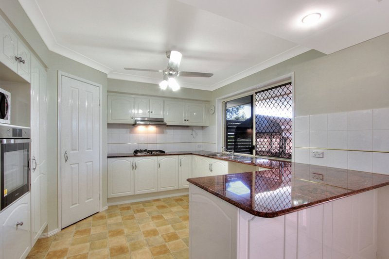 Photo - 8 Sunhaven Crescent, Kuraby QLD 4112 - Image 7