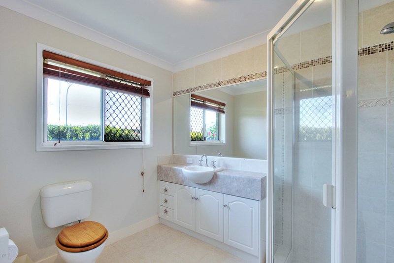 Photo - 8 Sunhaven Crescent, Kuraby QLD 4112 - Image 13