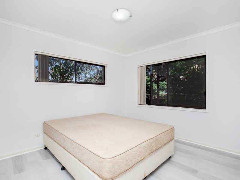 Photo - 8 Sunrise Boulevard, Surfers Paradise QLD 4217 - Image 7