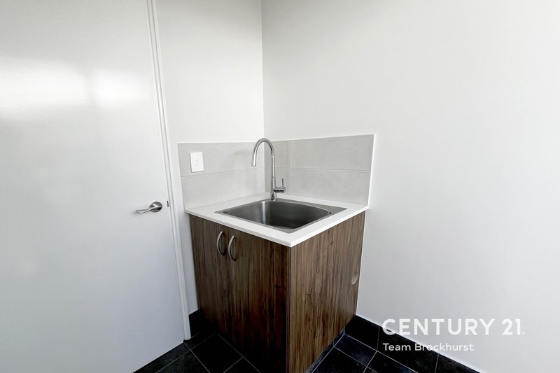 Photo - 8 Sunrise Court, Canning Vale WA 6155 - Image 11