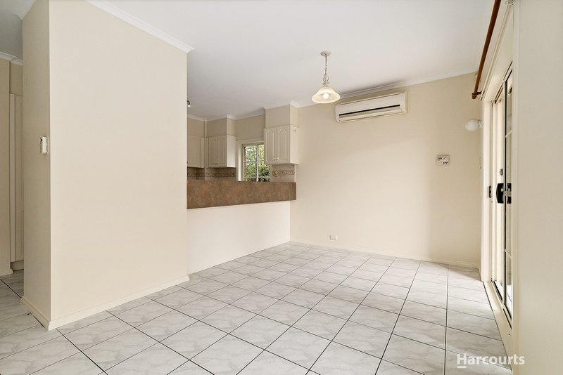 Photo - 8 Sunrise Crescent, Templestowe Lower VIC 3107 - Image 4