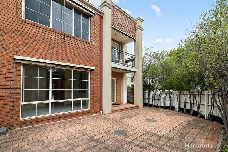 Photo - 8 Sunrise Crescent, Templestowe Lower VIC 3107 - Image 10