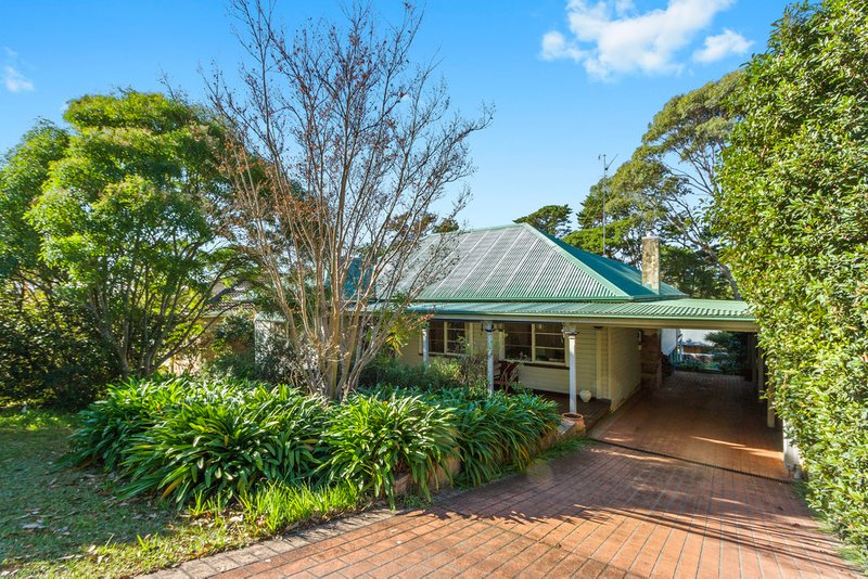 8 Sunrise Road, Mossy Point NSW 2537