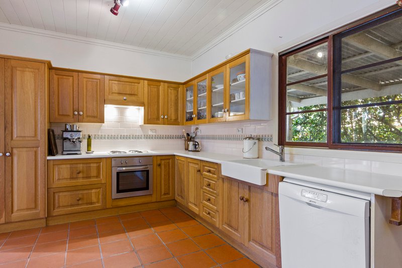 Photo - 8 Sunrise Road, Mossy Point NSW 2537 - Image 11