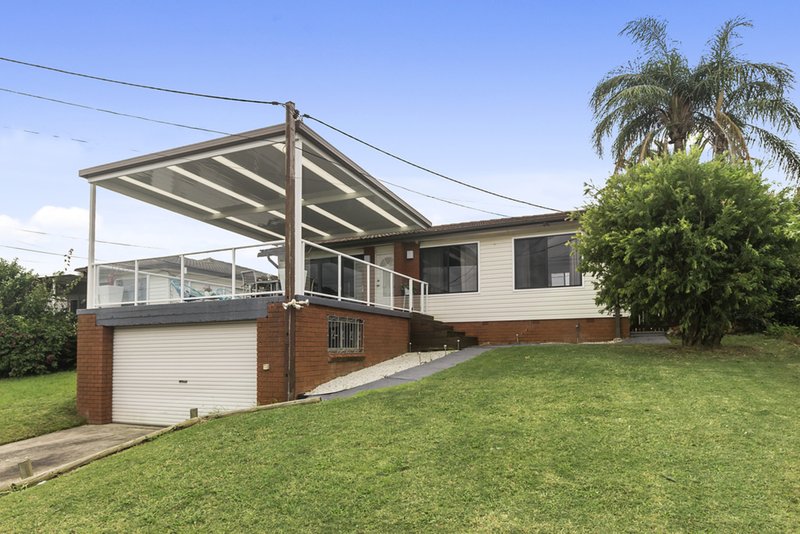 Photo - 8 Sunset Avenue, Lurnea NSW 2170 - Image 4