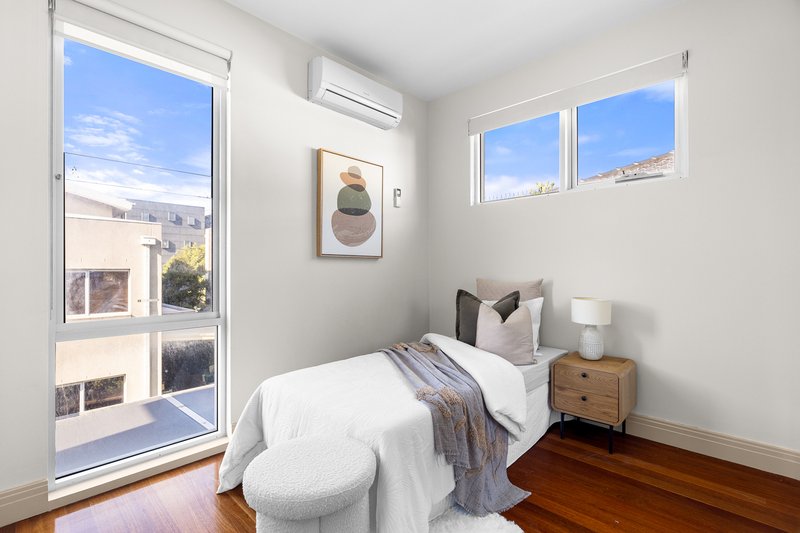 Photo - 8 Sunset Place, Maribyrnong VIC 3032 - Image 17