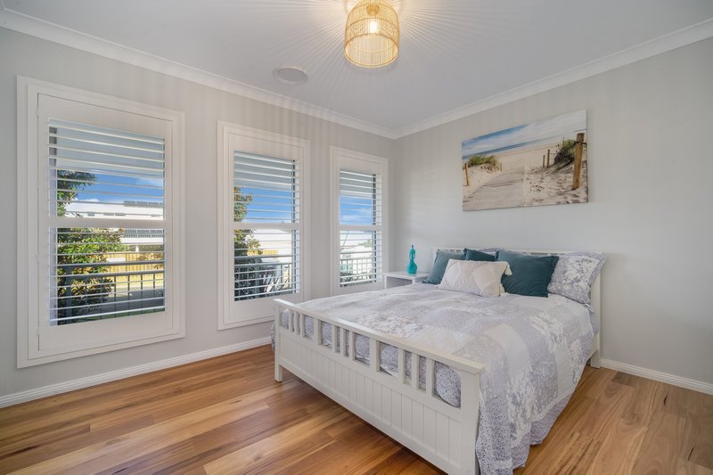 Photo - 8 Surfside Drive, Catherine Hill Bay NSW 2281 - Image 14