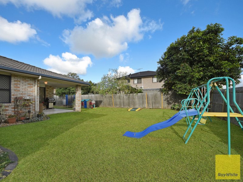 Photo - 8 Surrey Close, Bald Hills QLD 4036 - Image 5