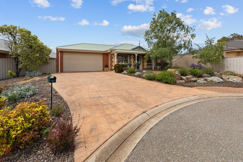 Photo - 8 Sussex Court, Craigmore SA 5114 - Image 4