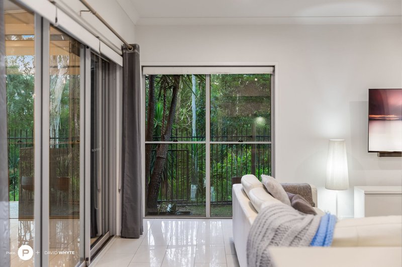 Photo - 8 Swan Court, Wakerley QLD 4154 - Image 10