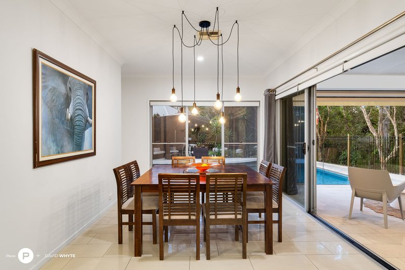 Photo - 8 Swan Court, Wakerley QLD 4154 - Image 16