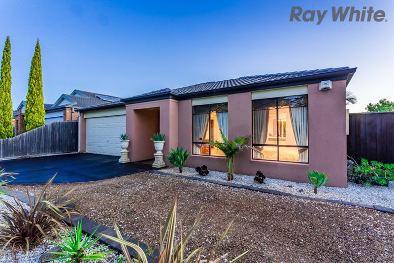 8 Swanston Court, Taylors Hill VIC 3037