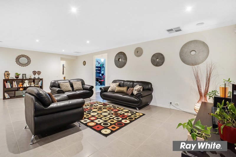 Photo - 8 Swordgrass Avenue, Tarneit VIC 3029 - Image 10