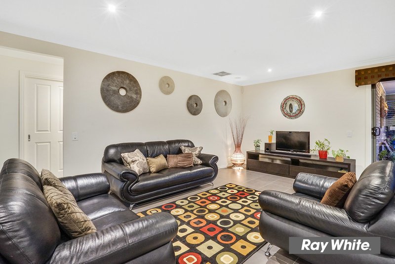 Photo - 8 Swordgrass Avenue, Tarneit VIC 3029 - Image 11