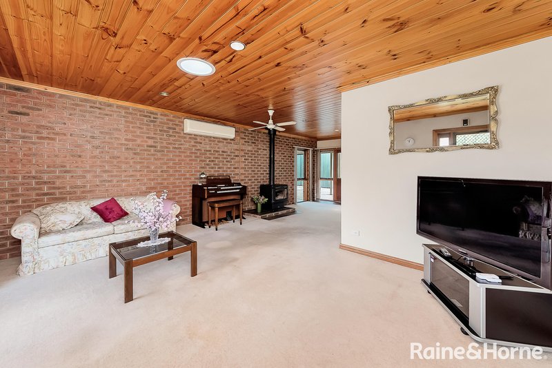 Photo - 8 Symonds Drive, Mount Barker SA 5251 - Image 3