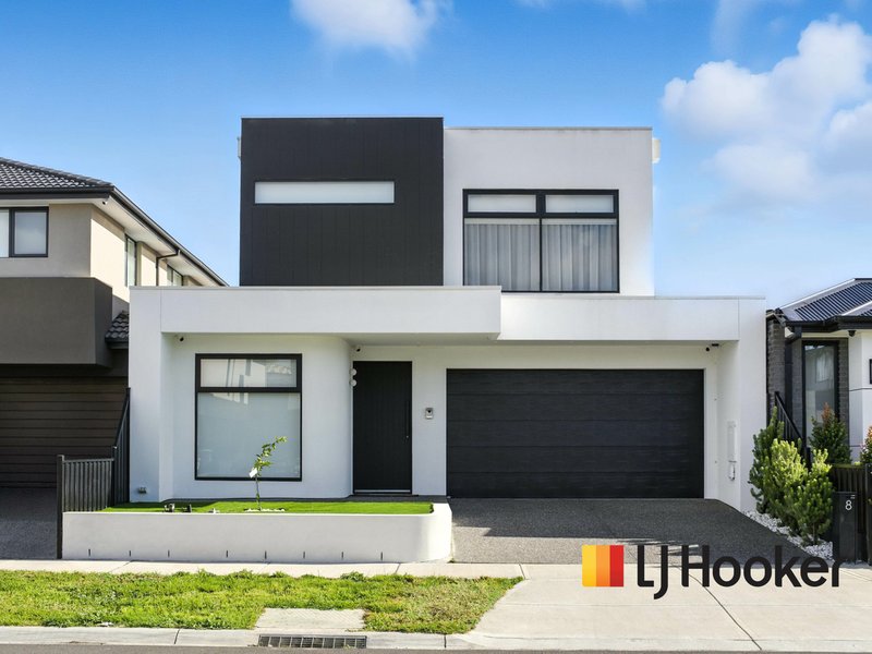 Photo - 8 Taloumbi Cre , Greenvale VIC 3059 - Image 1