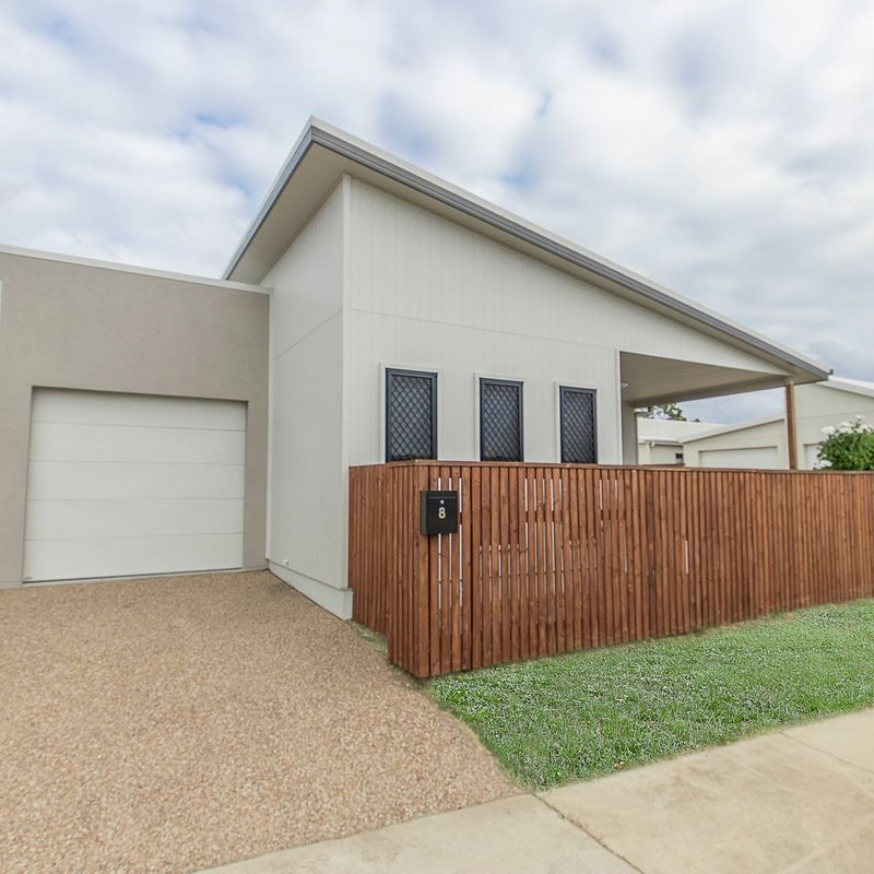 8 Target Street, Oonoonba QLD 4811