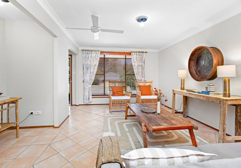 Photo - 8 Tarrant Avenue, Kiama Downs NSW 2533 - Image 3