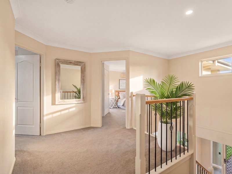 Photo - 8 Taryn Court, Upper Coomera QLD 4209 - Image 11