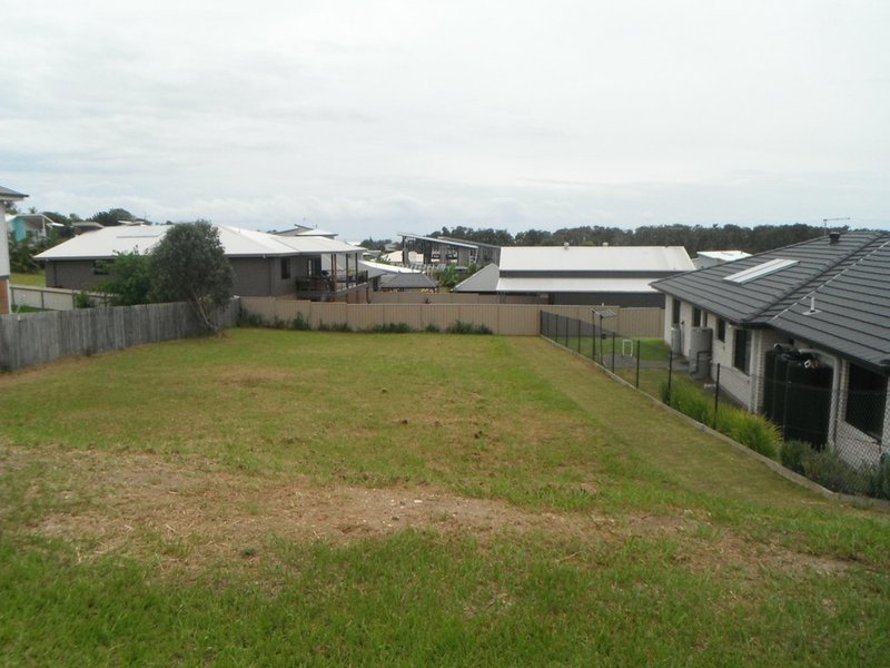 Photo - 8 Tasman Street, Corindi Beach NSW 2456 - Image 4