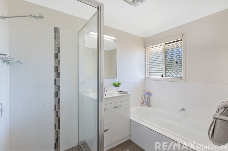 Photo - 8 Tavistock Crescent, Murrumba Downs QLD 4503 - Image 12