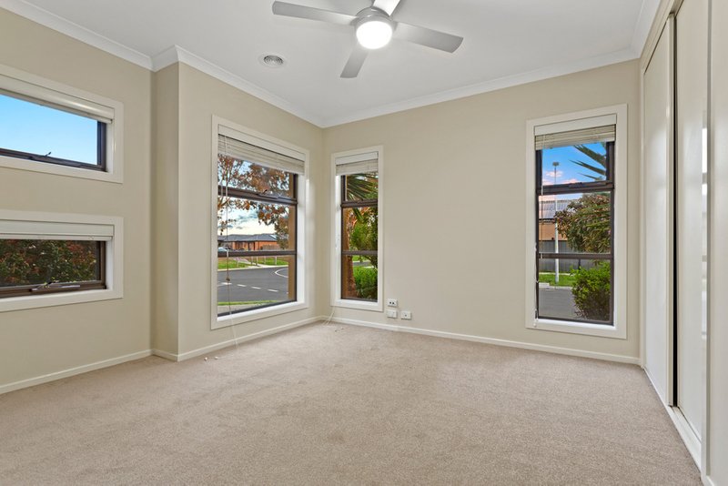 Photo - 8 Tawonga Lane, Mernda VIC 3754 - Image 10