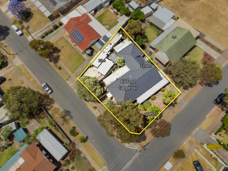 8 Taylor Street, Parafield Gardens SA 5107