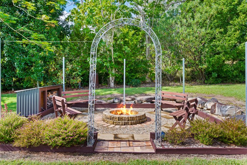 Photo - 8 Teatree Close, Samford Valley QLD 4520 - Image 27