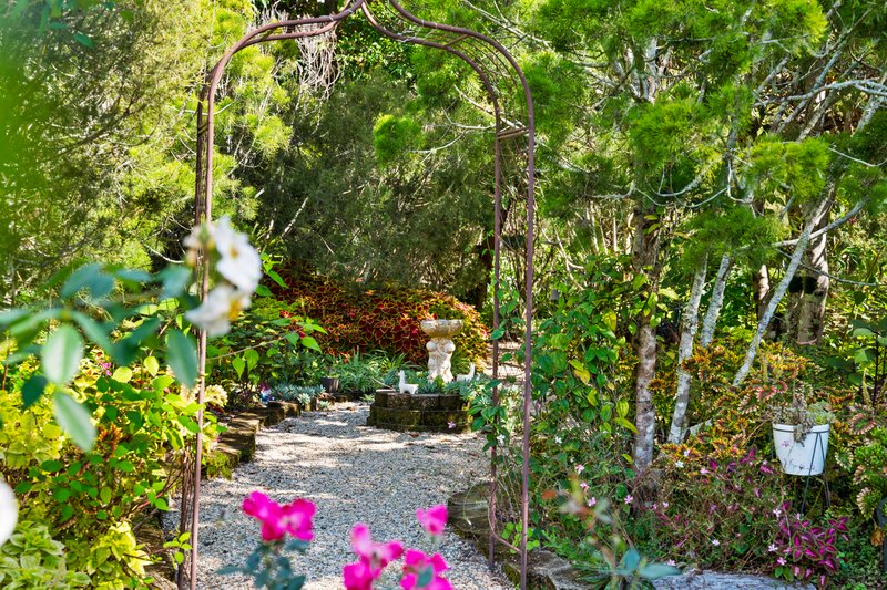 Photo - 8 Teatree Close, Samford Valley QLD 4520 - Image 30