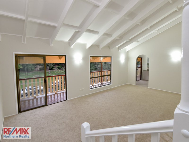 Photo - 8 Teenan Street, Ferny Hills QLD 4055 - Image 6