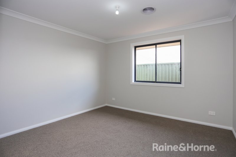 Photo - 8 Templer Way, Eglinton NSW 2795 - Image 9