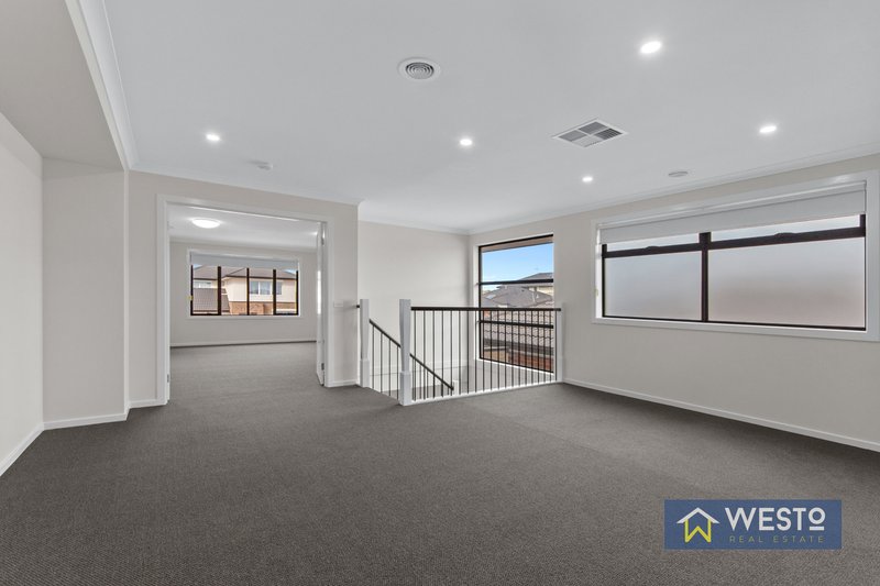 Photo - 8 Terrigal Road, Truganina VIC 3029 - Image 11