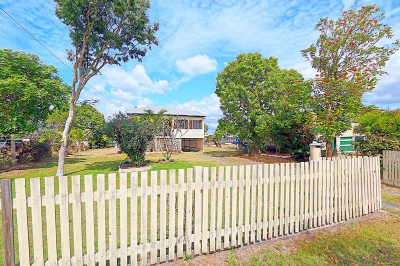 Photo - 8 Thackeray Street, Park Avenue QLD 4701 - Image 2