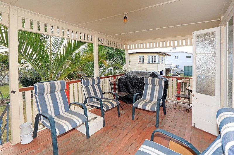 Photo - 8 Thackeray Street, Park Avenue QLD 4701 - Image 4