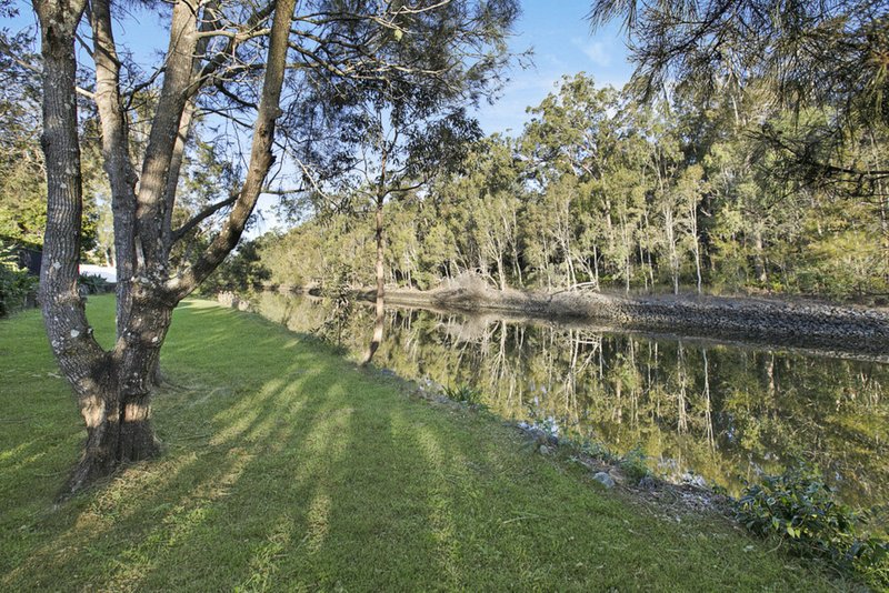 Photo - 8 The Estuary , Coombabah QLD 4216 - Image 19