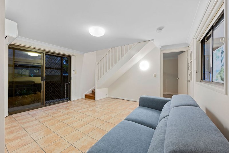 Photo - 8 The Mores , Nerang QLD 4211 - Image 21