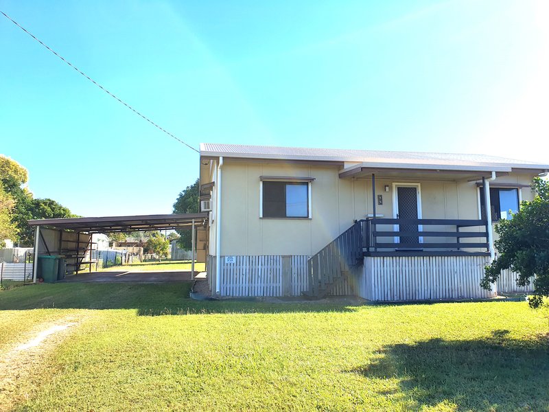 8 Third Street, Home Hill QLD 4806