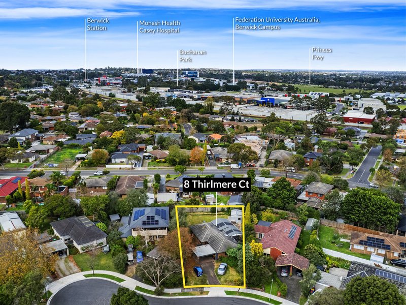 Photo - 8 Thirlmere Court, Berwick VIC 3806 - Image 16