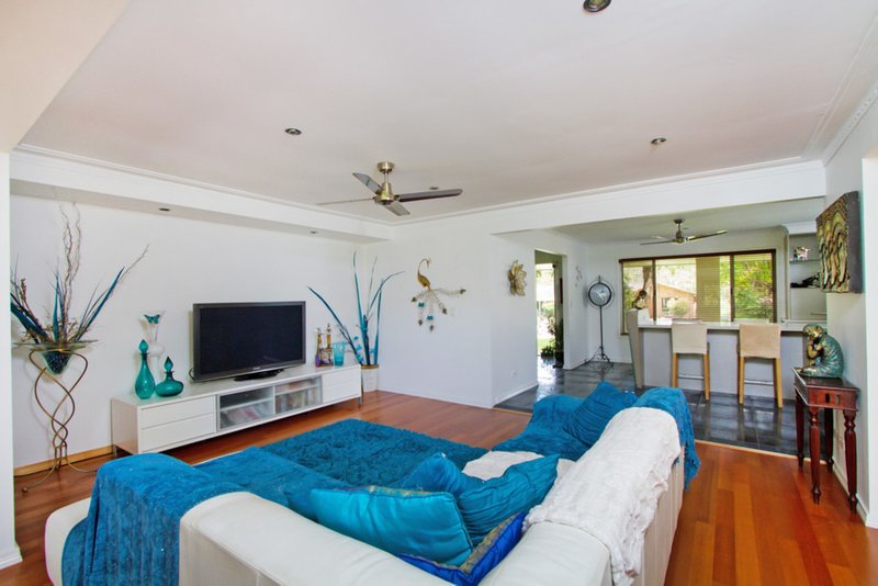 Photo - 8 Tierney Drive, Currumbin Waters QLD 4223 - Image 8