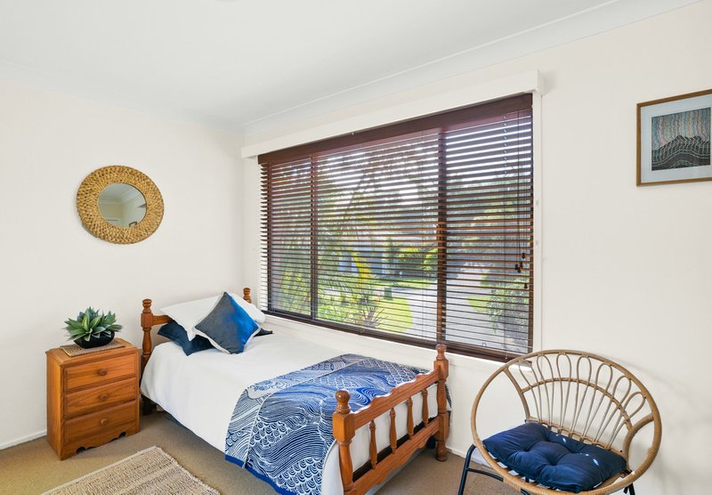 Photo - 8 Tindara Avenue, Ocean Shores NSW 2483 - Image 9