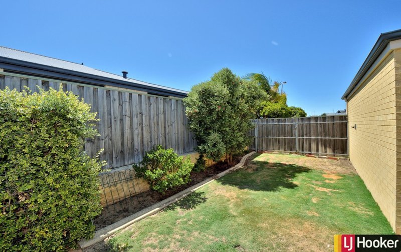 Photo - 8 Tingle Way, Halls Head WA 6210 - Image 18