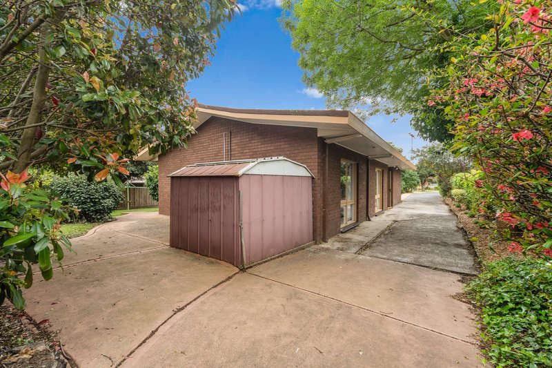 Photo - 8 Tooloomba Court, Frankston VIC 3199 - Image 17