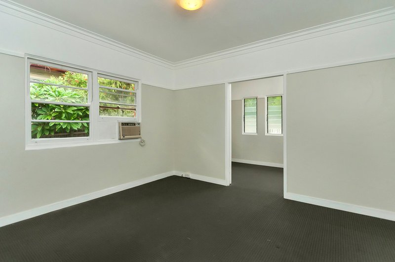 Photo - 8 Toongarra Road, Leichhardt QLD 4305 - Image 6